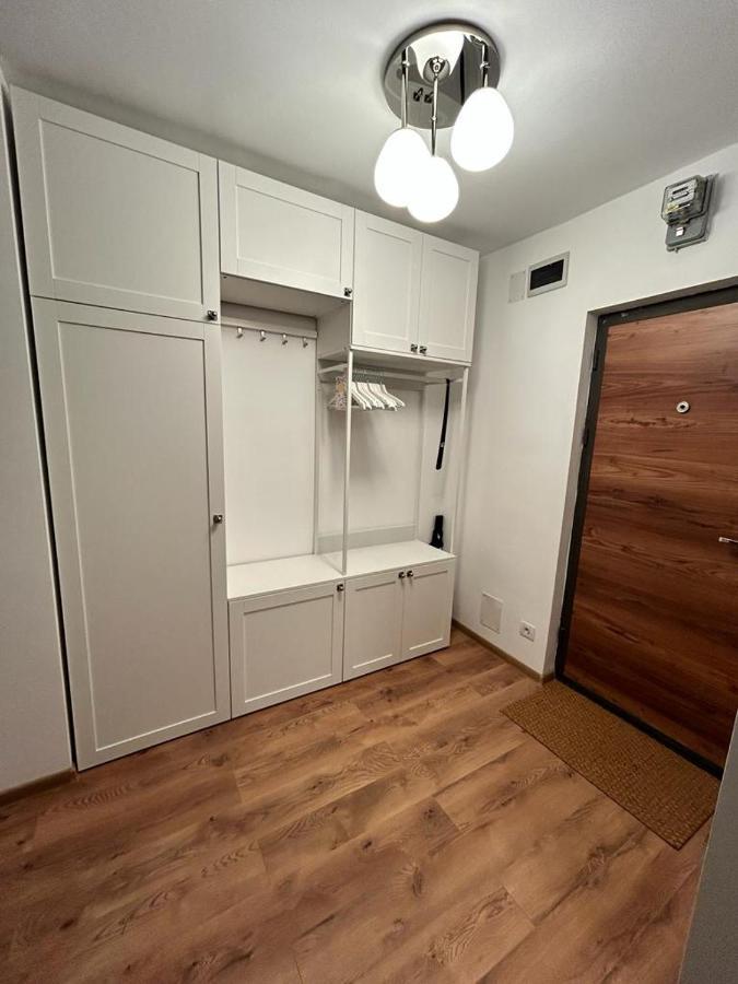 Meba Apartments Braşov Buitenkant foto