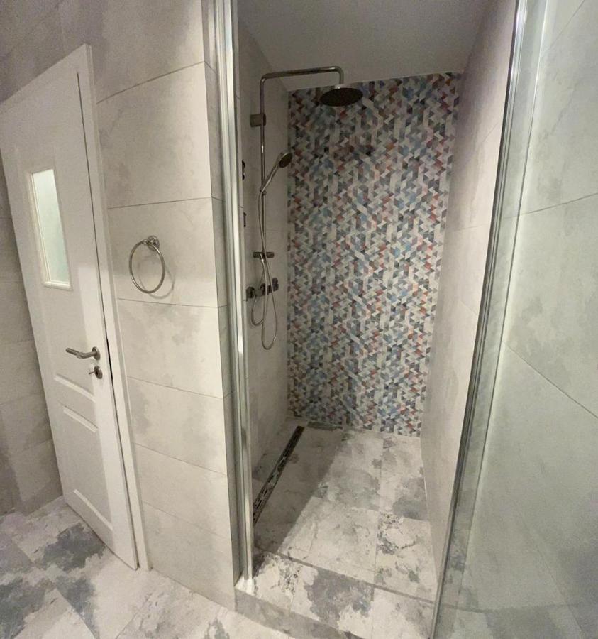 Meba Apartments Braşov Buitenkant foto